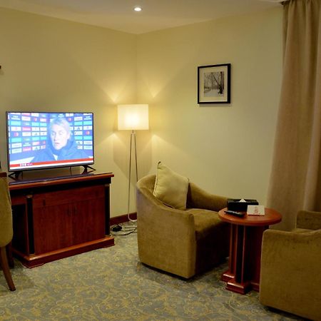 Crown Tower Hotel Al Al Jubail Esterno foto