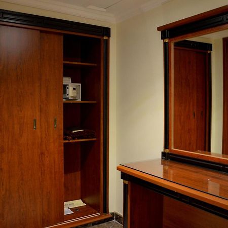 Crown Tower Hotel Al Al Jubail Esterno foto