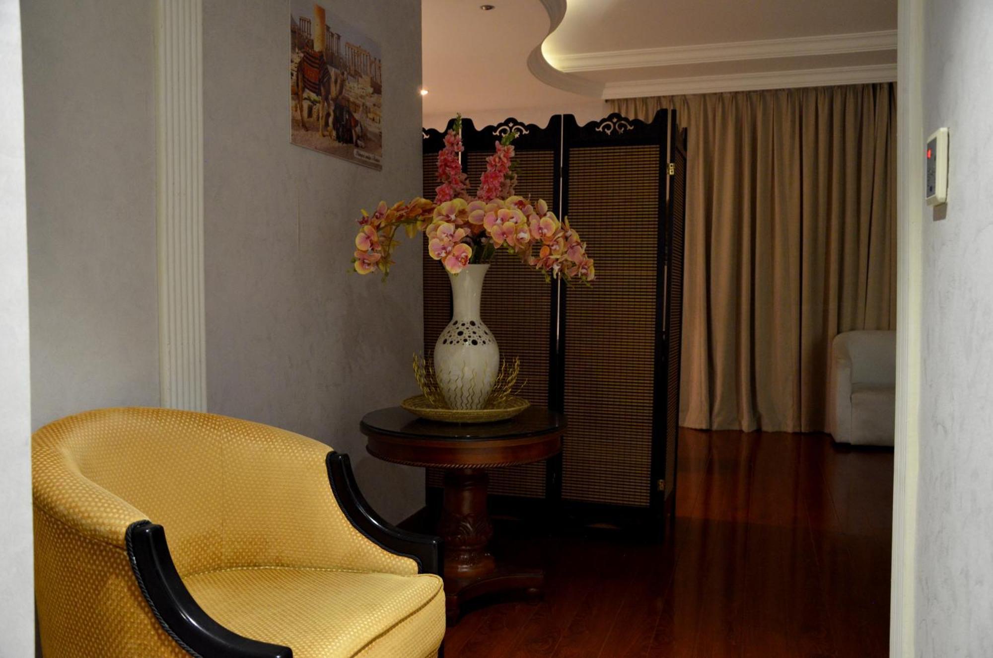 Crown Tower Hotel Al Al Jubail Esterno foto