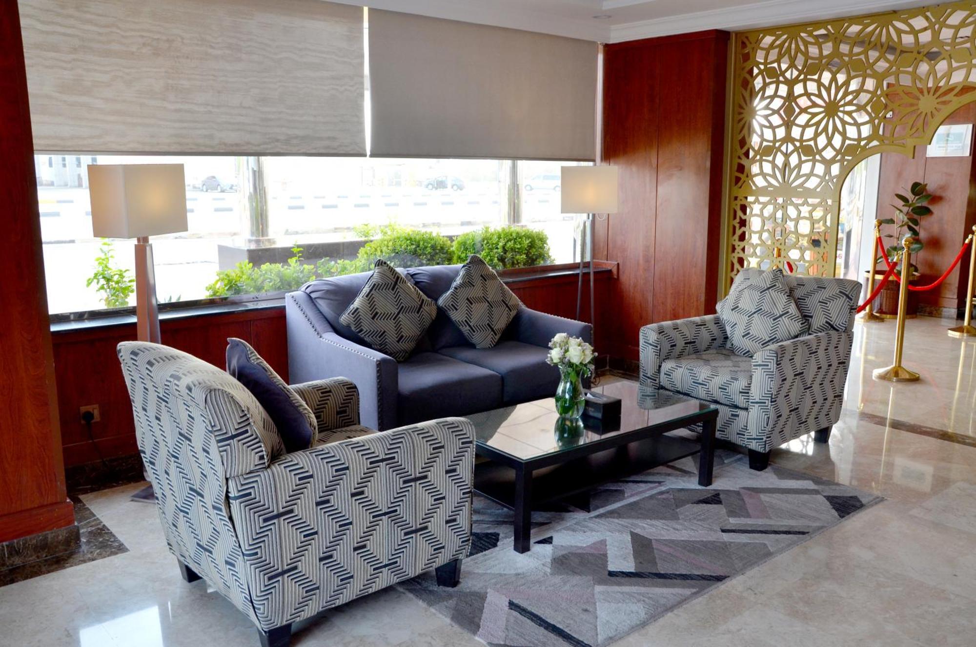 Crown Tower Hotel Al Al Jubail Esterno foto