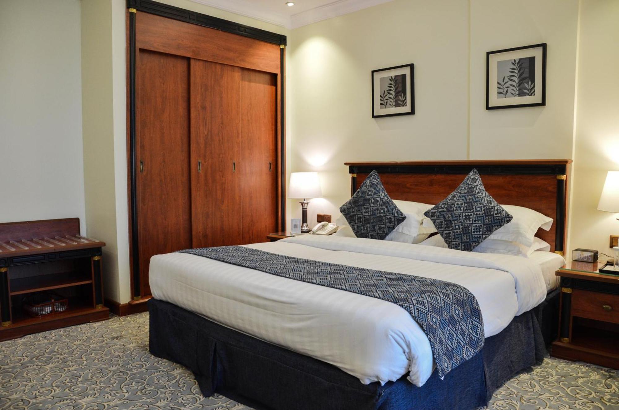 Crown Tower Hotel Al Al Jubail Esterno foto