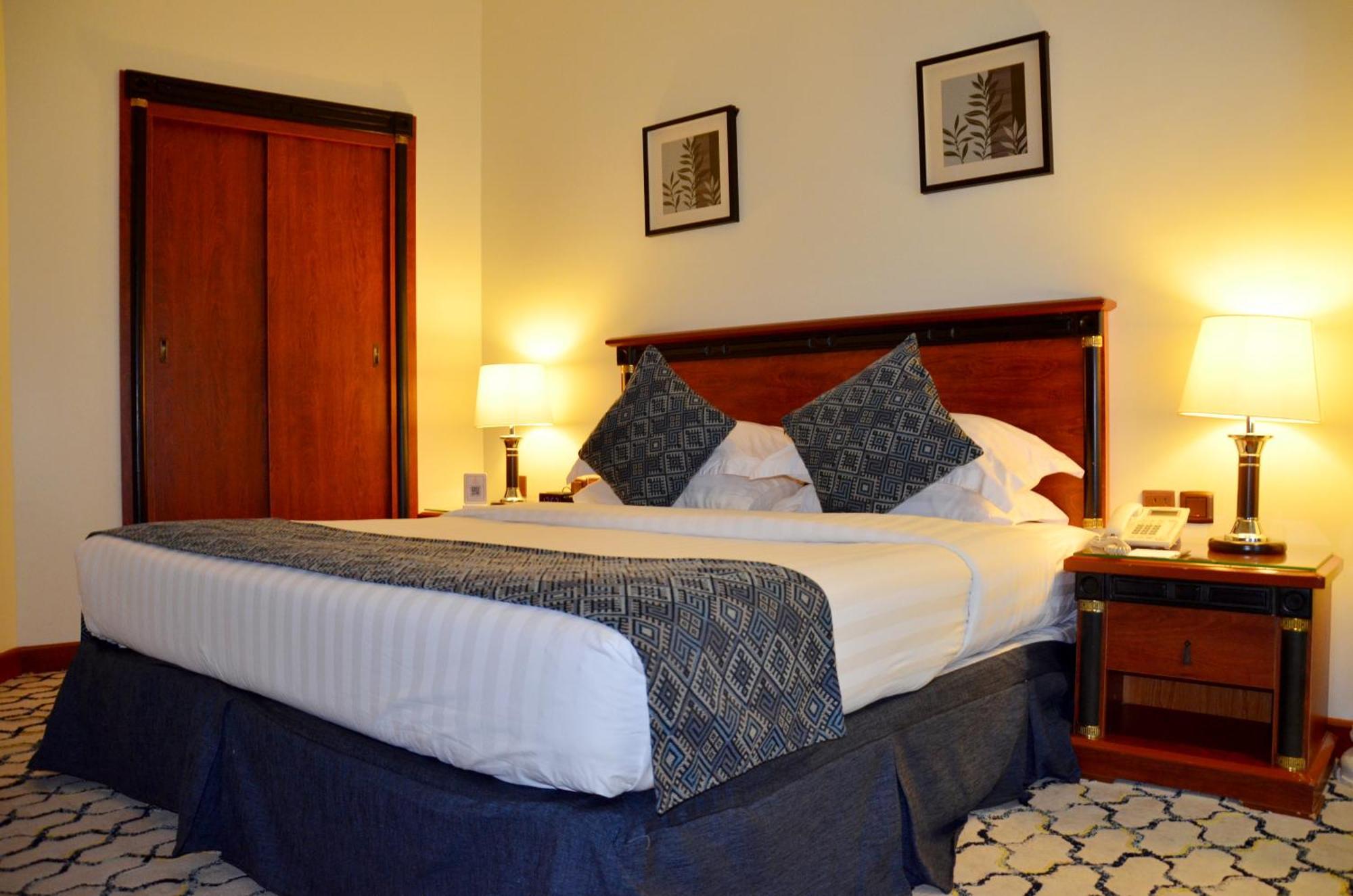 Crown Tower Hotel Al Al Jubail Esterno foto